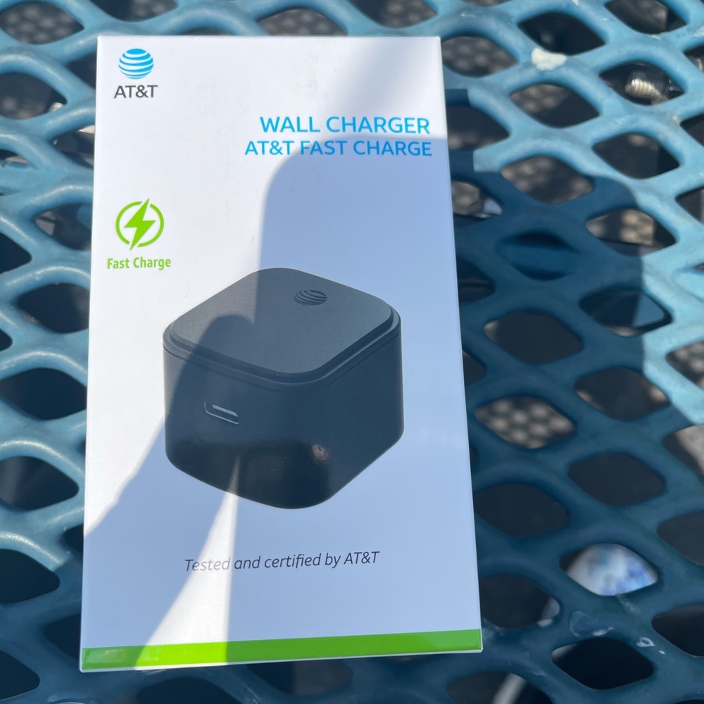 iPhone Wall charger fast charge